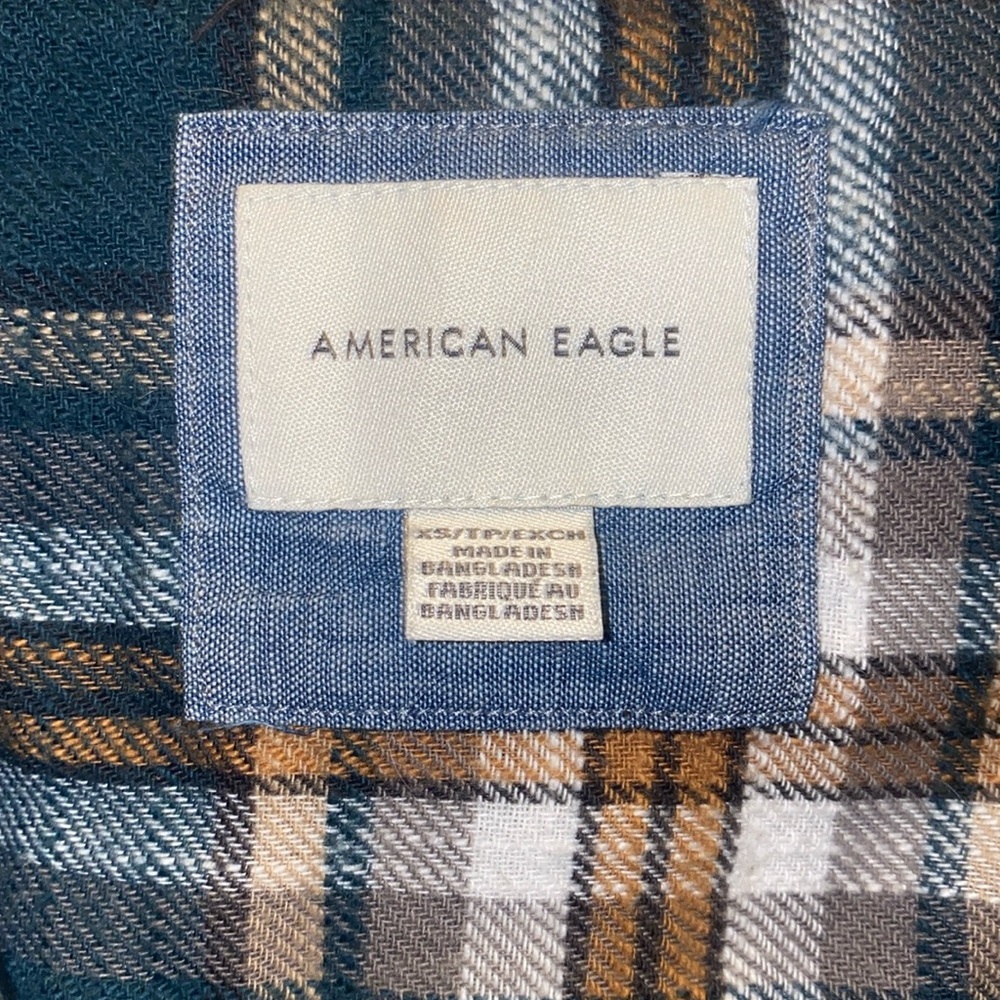 Green cropped American Eagle flannel